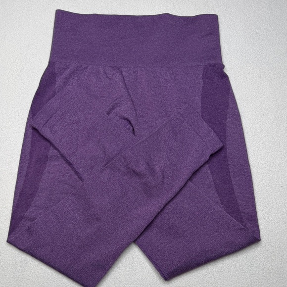 NVGTN Contour Seamless Leggings•Violet💜 - Picture 10 of 12